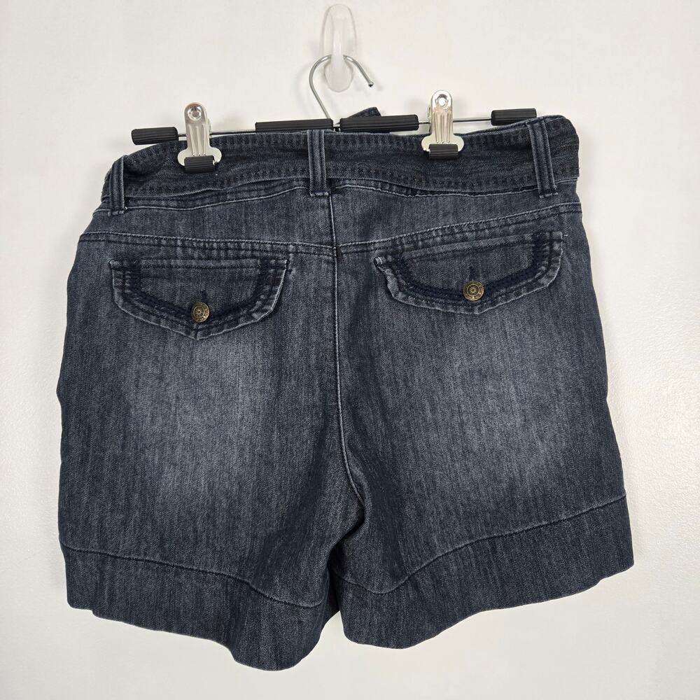 JW Style Black Shorts with belt size 10 - Picture 2 of 4
